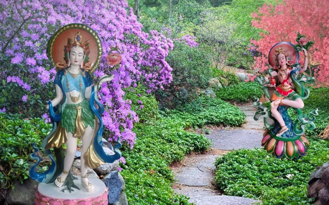 Parcul cu 2 statui ale divinității vindecătoare 